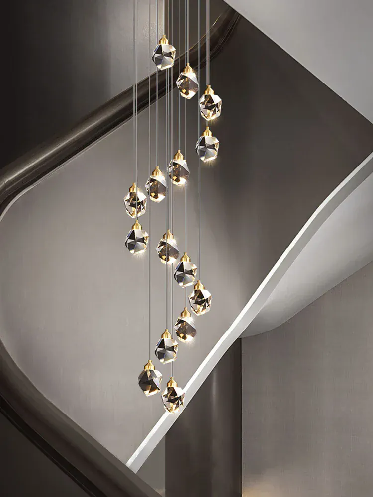 Suspensions multiples pour escalier en goutte de verre
