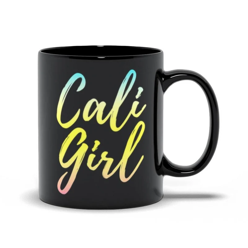 Cali Girl Black Mugs, West Coast Tee, California Dreaming Tee, T-shirt californien, Chemise Cali Girl, Californie tendance
