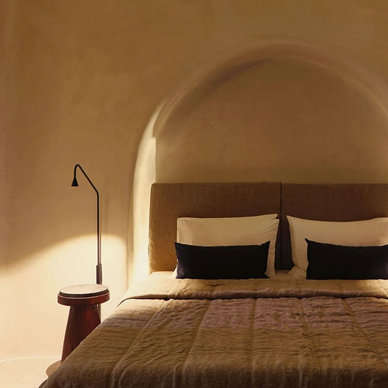 Trizo21 Austere Wall Lamp with Plug
