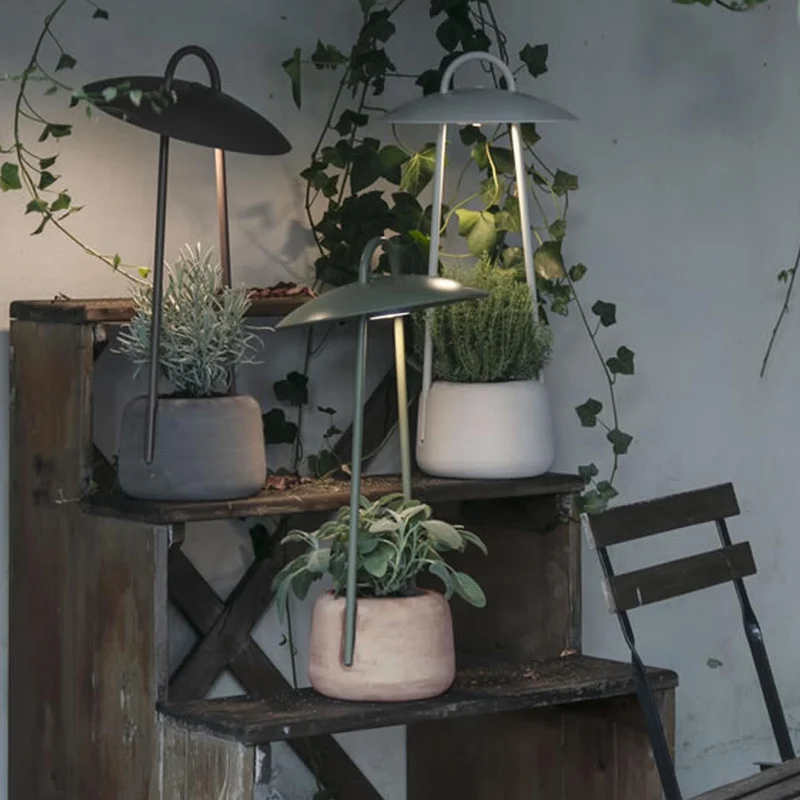 Toscot Siesta Bulb Garden Lamp