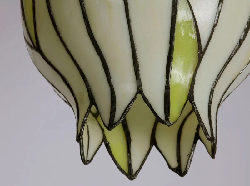 Suspension fleur en verre