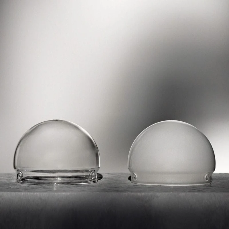 Lustre futuriste laiton