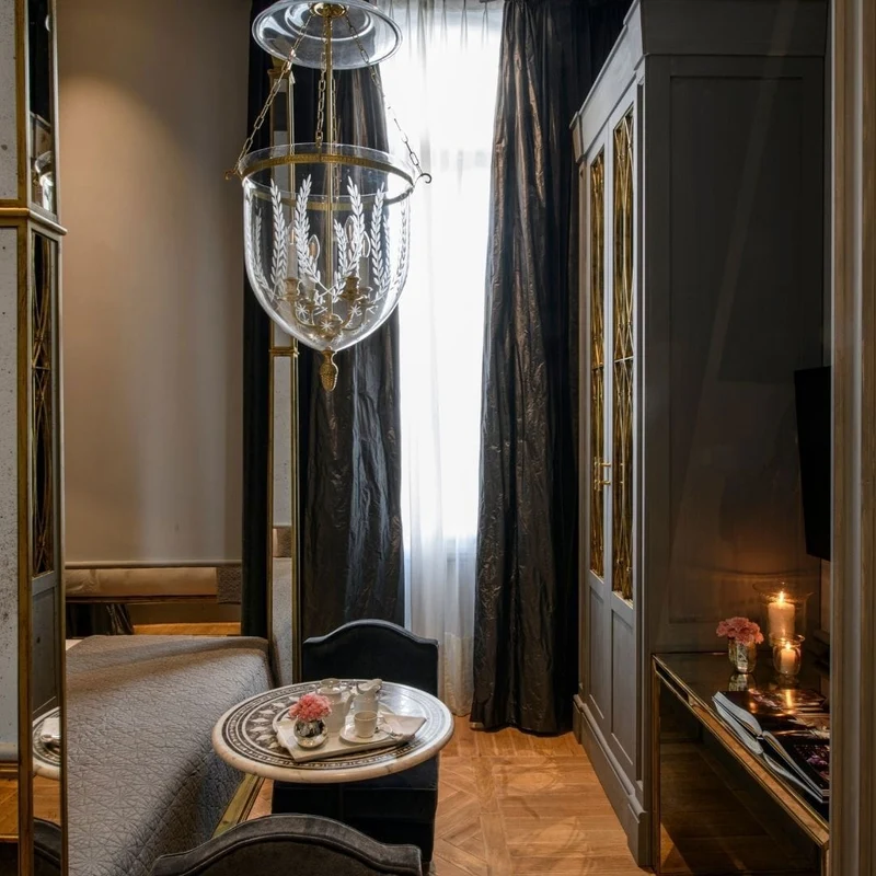 Petit Chandelier Suspension Ancien