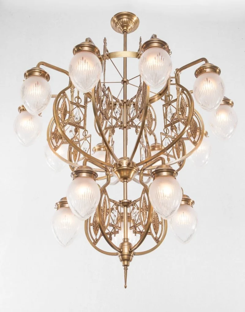 Chandelier Art Nouveau