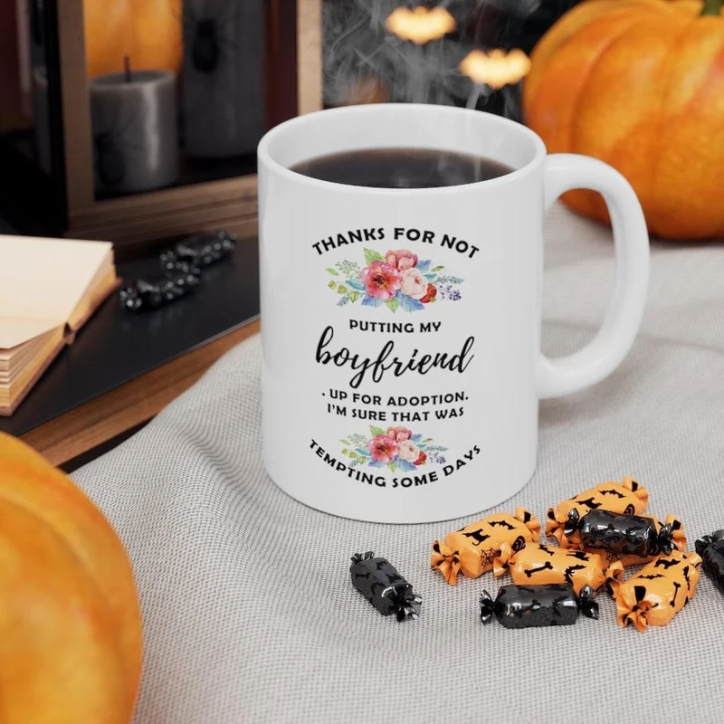 Merci de ne pas avoir mis mon petit ami en adoption Tasses d’accent, tasses drôles, tasse de Noël, tasse à café, cadeau de maman, cadeau de fête des mères,