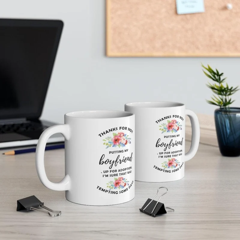 Merci de ne pas avoir mis mon petit ami en adoption Tasses d’accent, tasses drôles, tasse de Noël, tasse à café, cadeau de maman, cadeau de fête des mères,