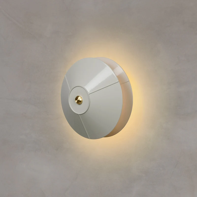 Minale 2Shades Closed Wall Lamp