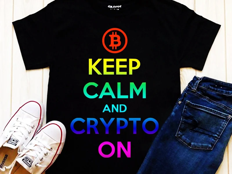 Gardez votre calme et la cryptographie | Bitcoin TEE,HODL CRYPTO, Bitcoin, Idées cadeaux Bitcoin, Plan B Bitcoin