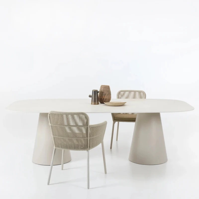 Vincent Sheppard Sandro Dining Table