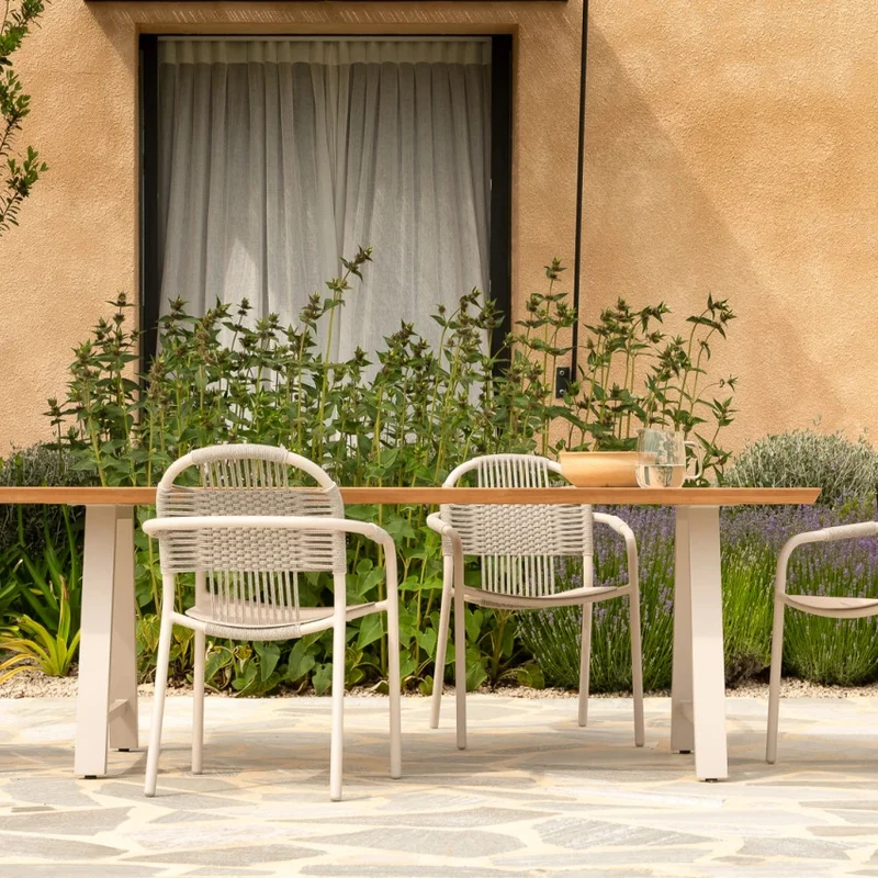 Vincent Sheppard Matteo Dining Table