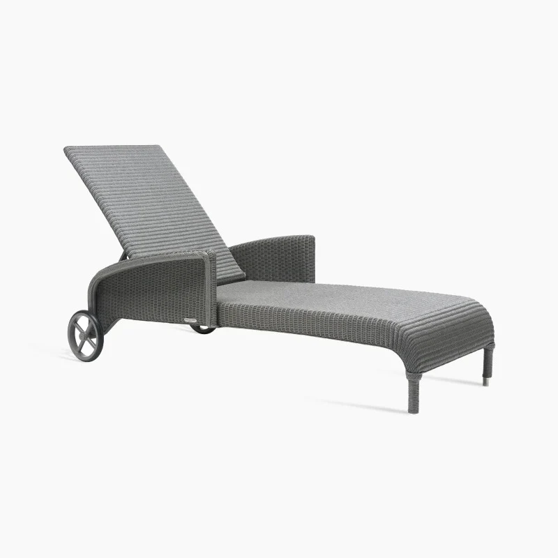Vincent Sheppard Dovile Sunlounger with Arms