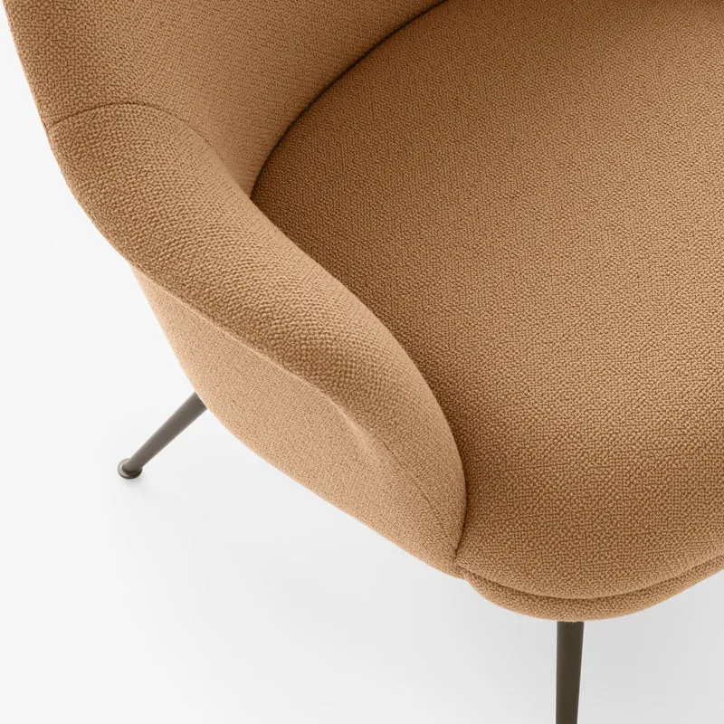 &Tradition Rely Lounge Chair HW140