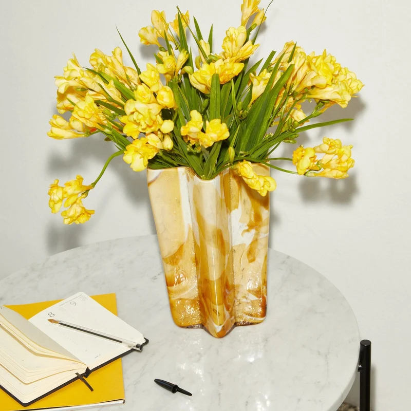 Stories of Italy Karkadè Star Bucket Vase