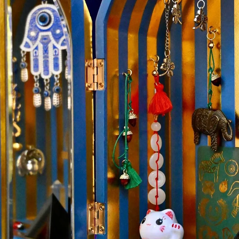 Seletti Lucky Temple Decoration