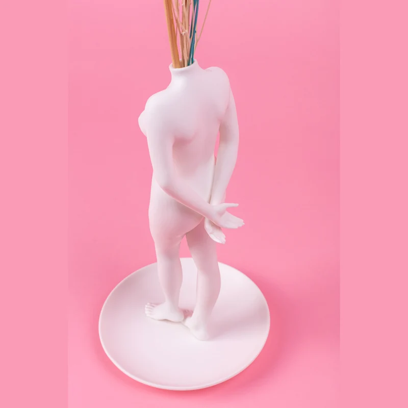 Seletti La Timida Vase