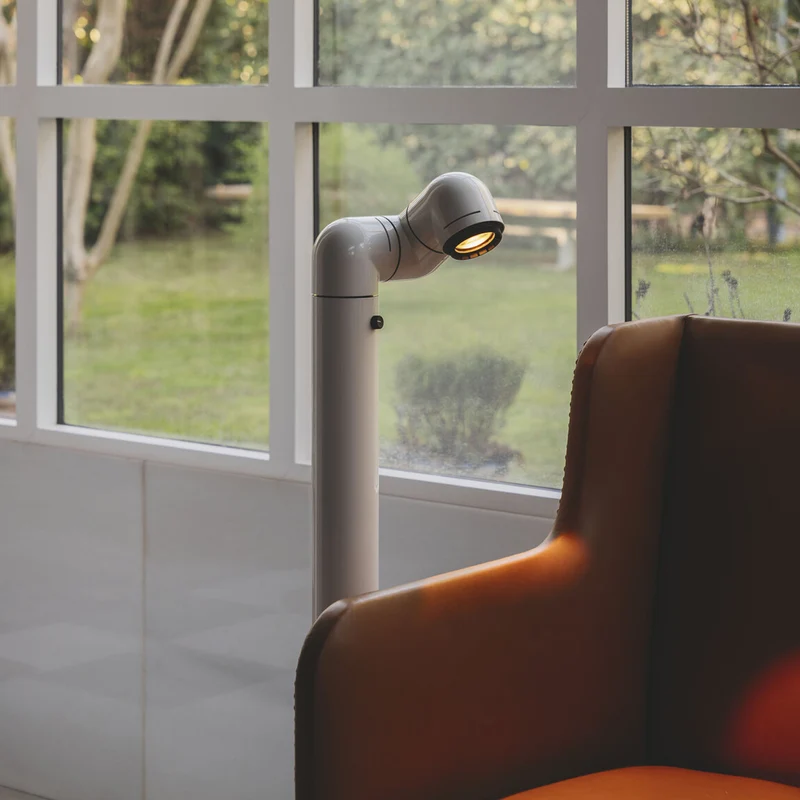 Santa & Cole Tatu Alta Floor Lamp