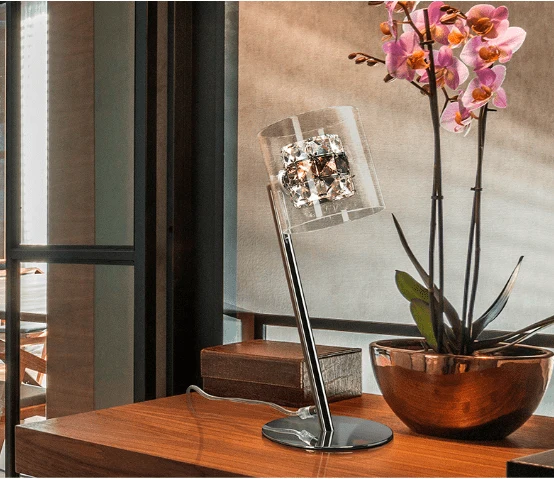 Lampe de Table Argentée Design Cristal
