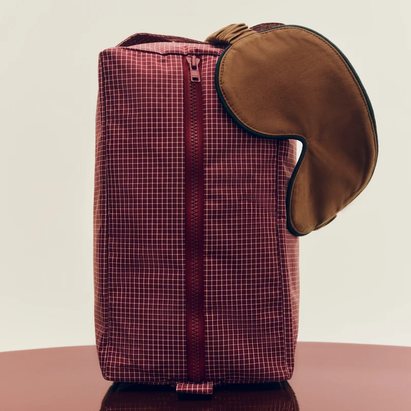 Hay Grid Wash Bag