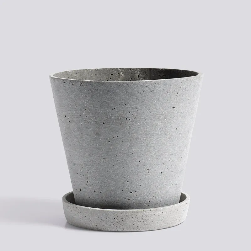 Hay Flowerpot with Saucer