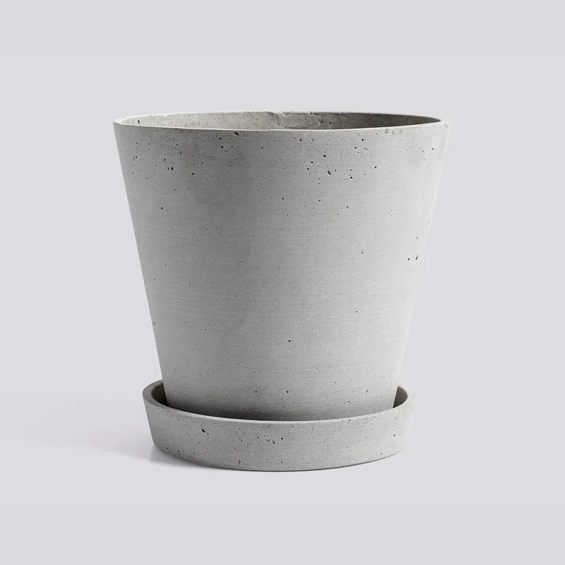 Hay Flowerpot with Saucer