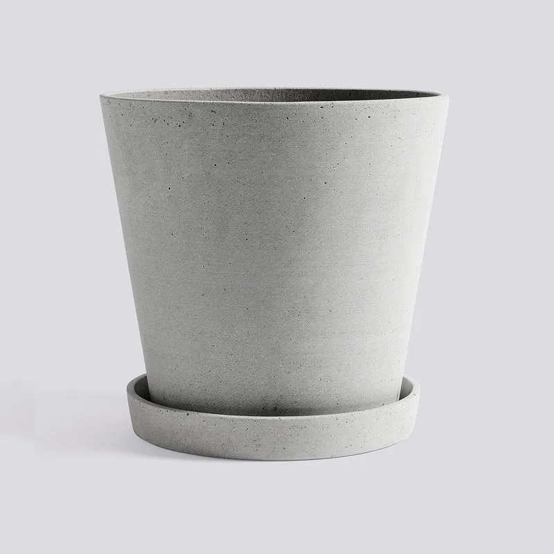 Hay Flowerpot with Saucer