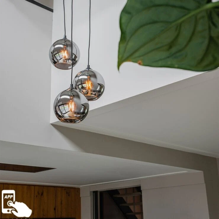 Suspension intelligente connectée 3 ampoules noire verre fumé