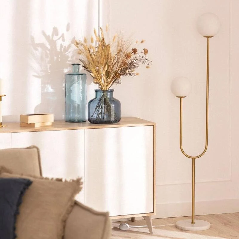 Lampadaire Doré avec 2 Boules Blanches Design Salon