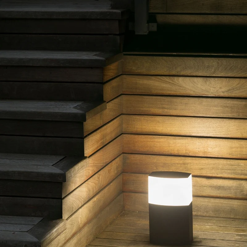 Faro Datna 300 Post Lamp