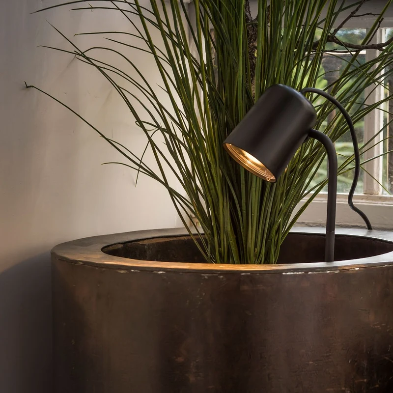 Faro Flow Wall Lamp With Spike