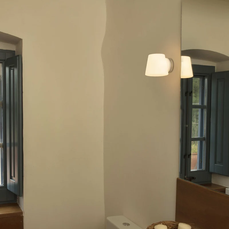 Faro Bianca Wall Lamp