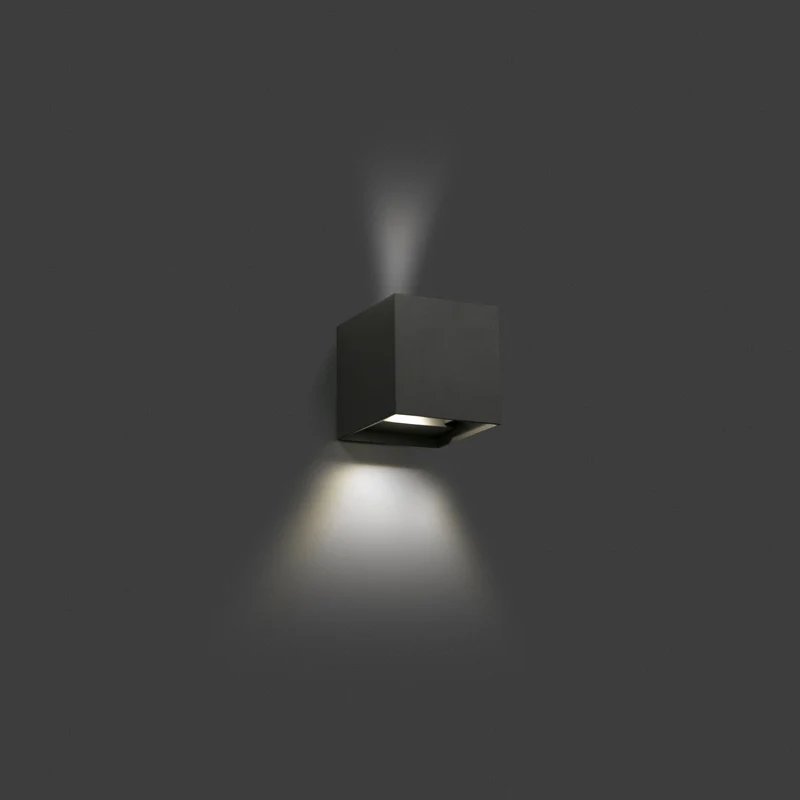 Faro Olan Wall Lamp