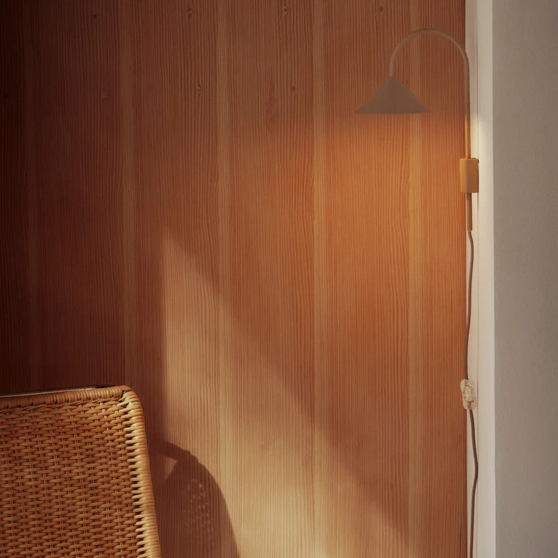 Frandsen Grasp Wall Wired EU