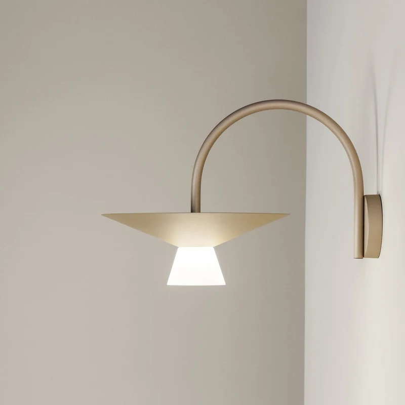 Estiluz Belt Wall Lamp