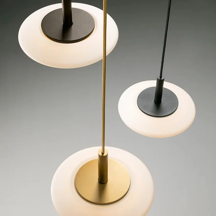 Estiluz Thales Pendant Lamp R70