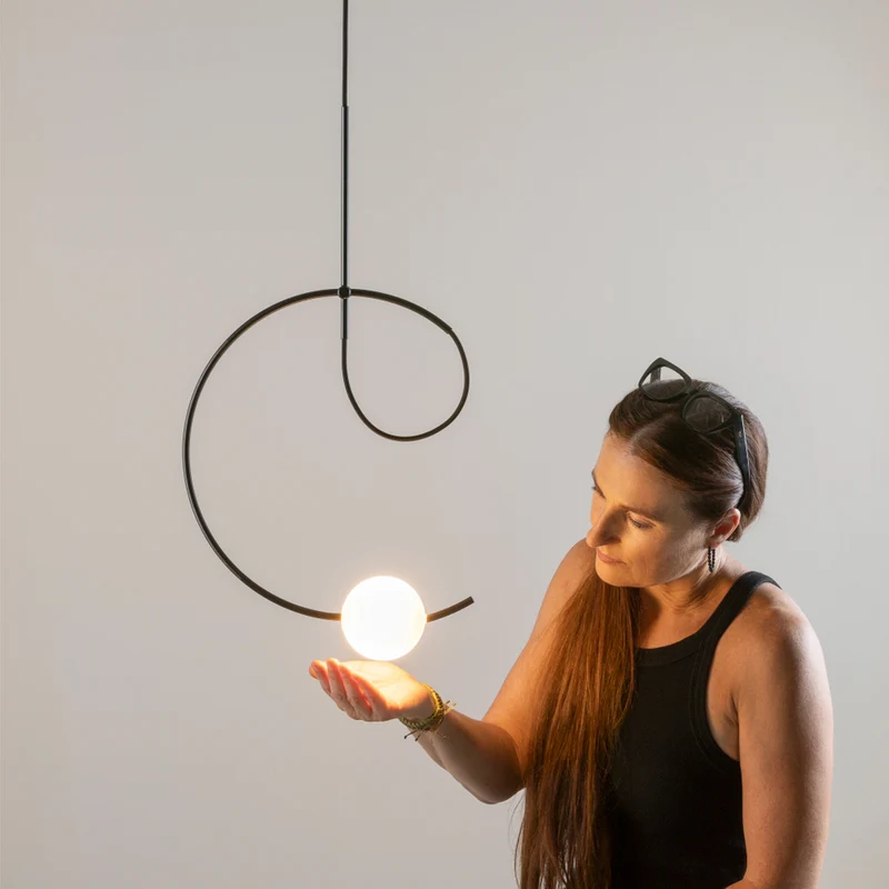 Estiluz Loop Pendant Lamp R40
