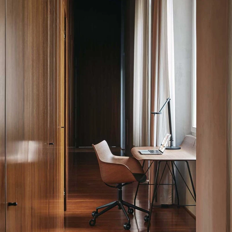 Kartell Earl Of Wood Table