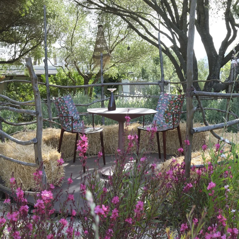 Kartell H.H.H. Chair Eco-Friendly Texture
