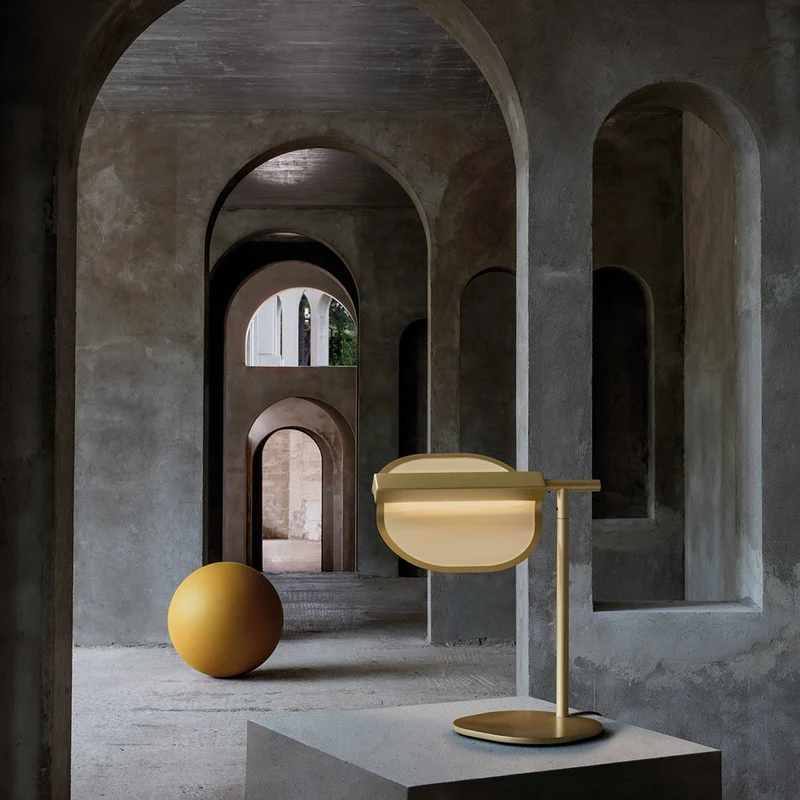 LZF Omma Table Lamp