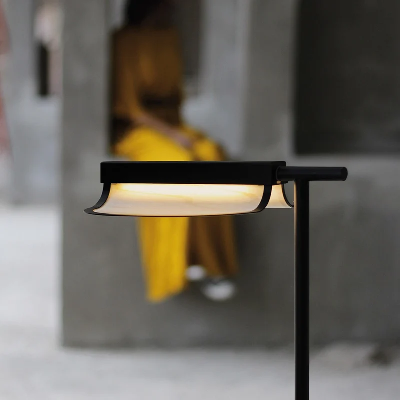 LZF Omma Table Lamp