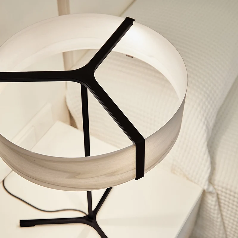 LZF Thesis LED Table Lamp