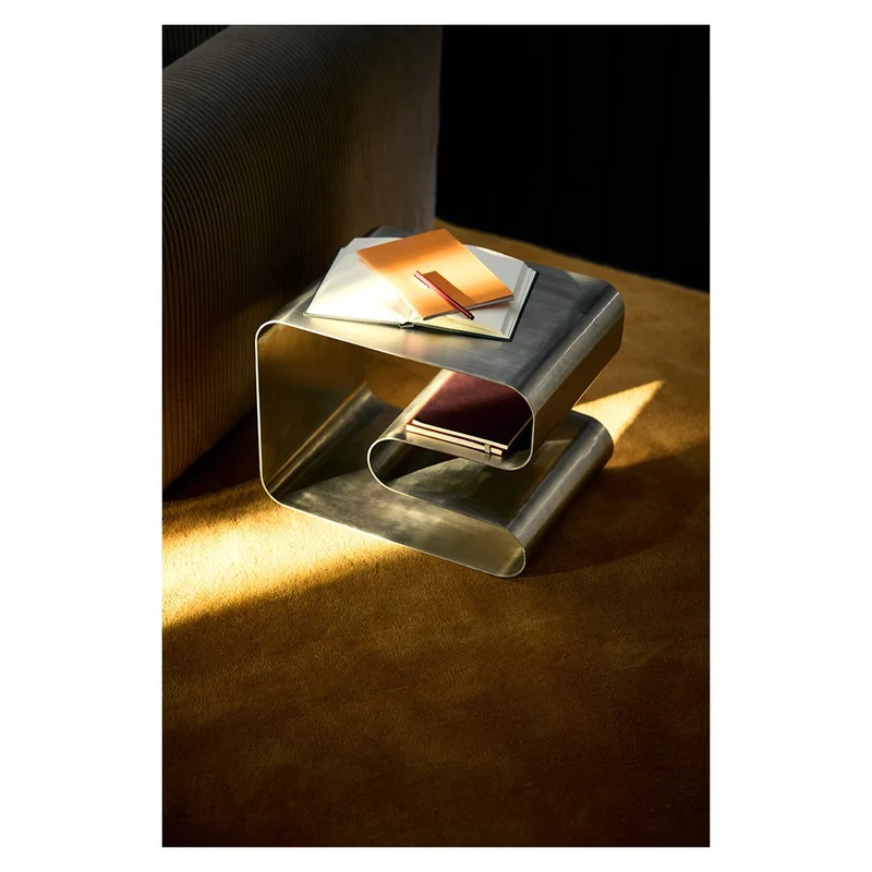 AYTM Curva Solid Stool
