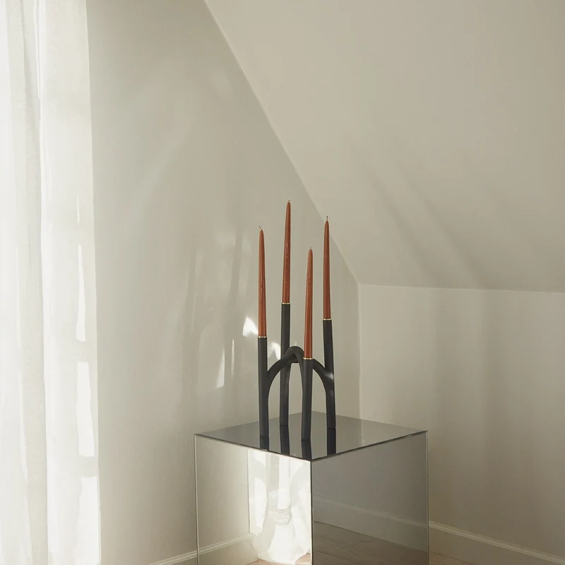 AYTM Speculum Table
