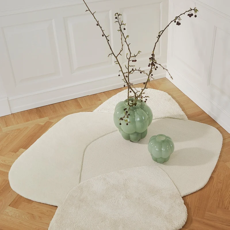 AYTM Uva Glass Vase
