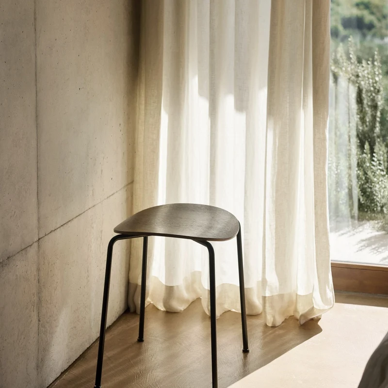 &Tradition Pavilion Stool AV36