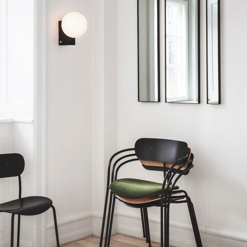 &Tradition Pavilion Armchair AV2