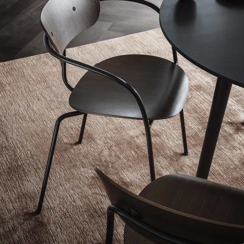 &Tradition Pavilion Armchair AV2