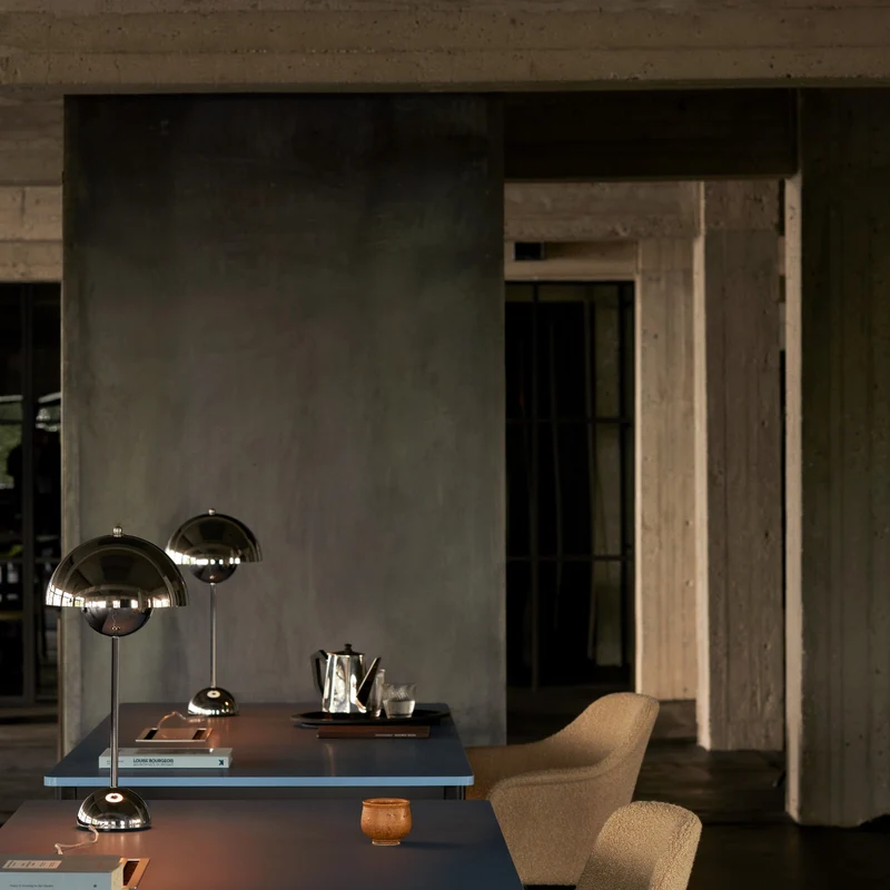 &Tradition Drip Dining Table HW116