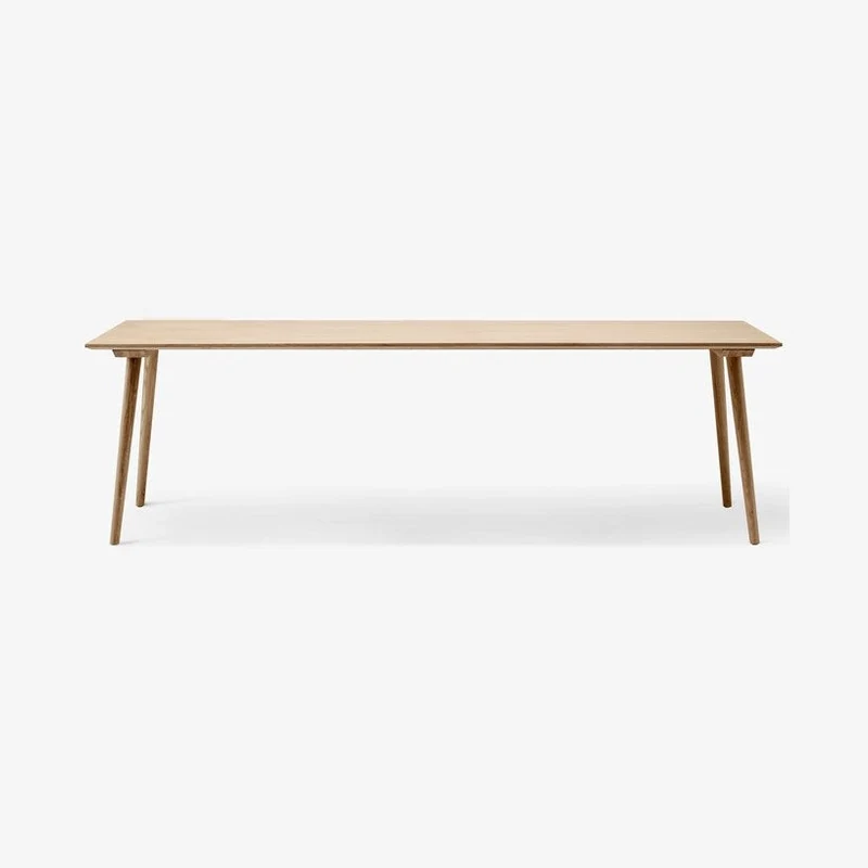 &Tradition In Between Dining Table SK6
