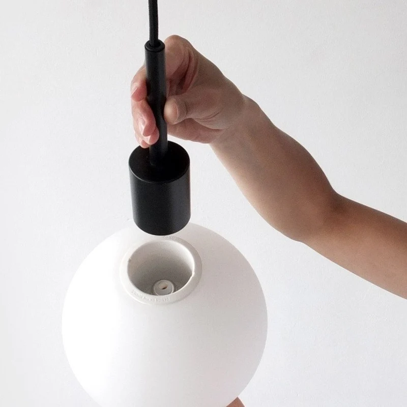 Audo Copenhagen TR LED Bulb E27 G200 Milky - 410lm 2700K - Dimmable