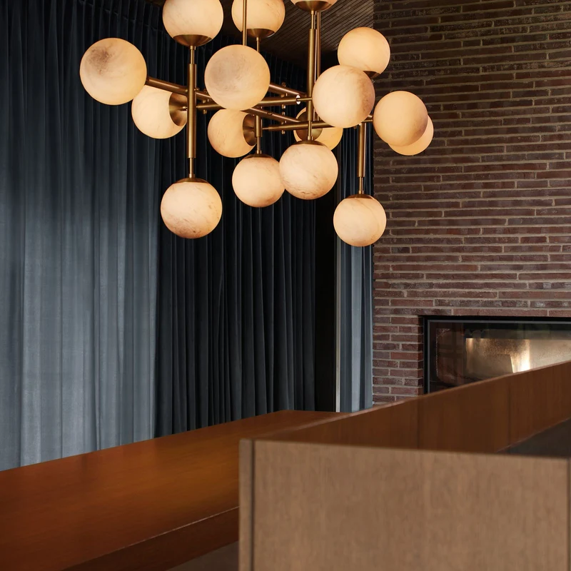 Schwung Riegel Chandelier